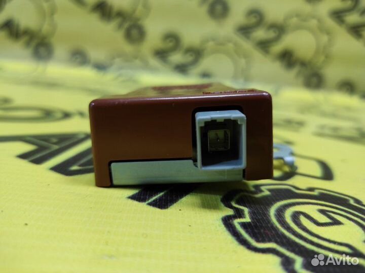 Блок управления дверьми Toyota Camry ACV40 2AZ-FE