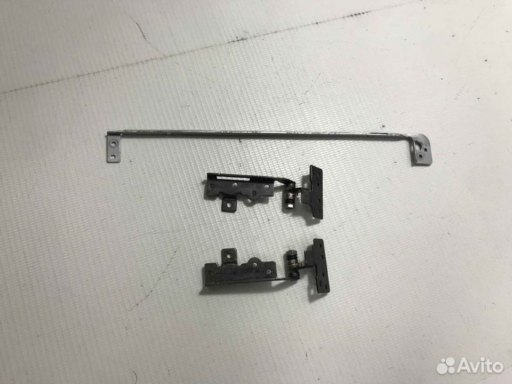 Петли для Asus Eee PC 1215N