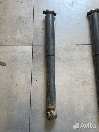 Амортизатор подвески передний Volvo Fh 4 D13A460S