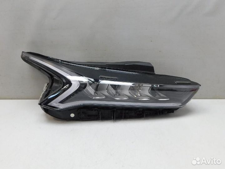 Фара правая Kia K5