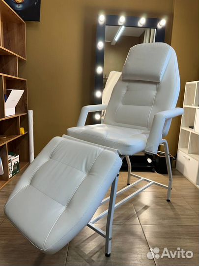 Косметологическое кресло кушетка