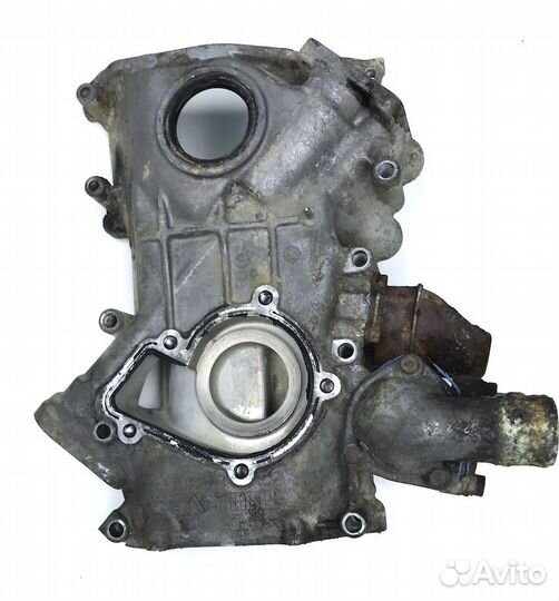 Ниссан PickUp Крышка двигателя передняя