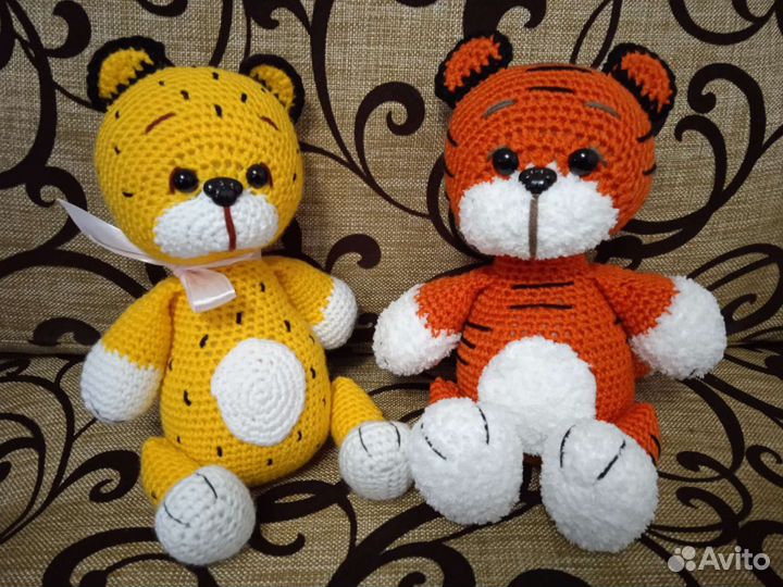 Вяжу игрушки, пледы,подушки