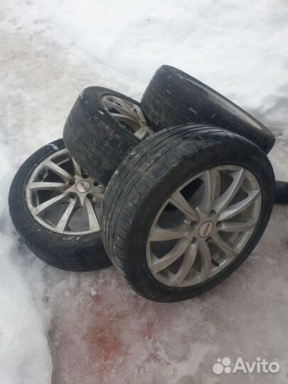 Kumho Ecsta PS71 215/50 R17