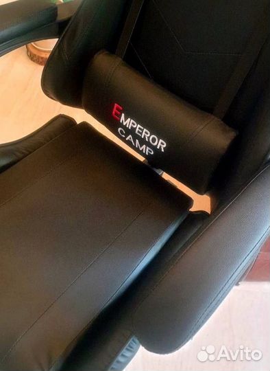 Компьютерное игровое кресло новое