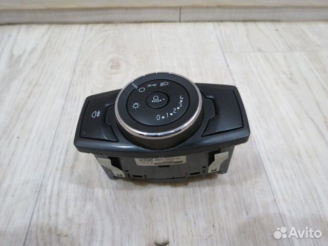 Блок управления светом Ford Focus 3