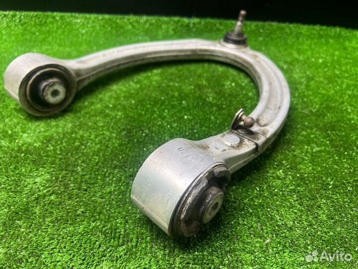 Рычаг подвески верхний Mercedes S W221