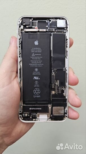 iPhone 8, 64 ГБ
