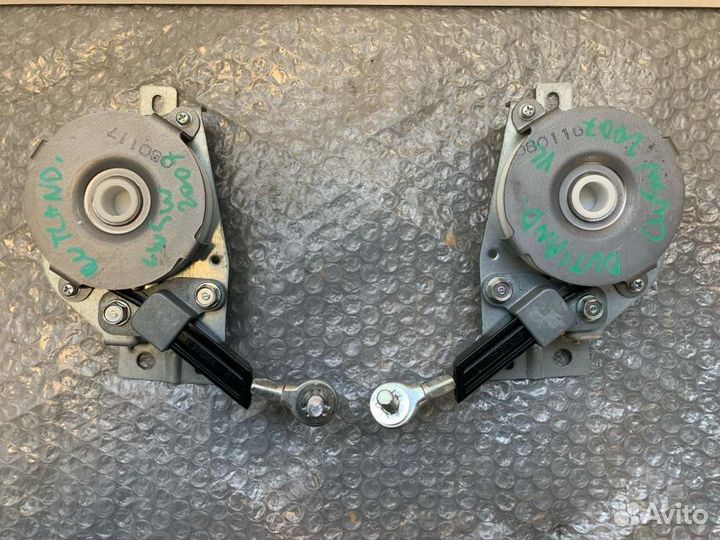 Тросик двери багажника Mitsubishi Outlander CW5W