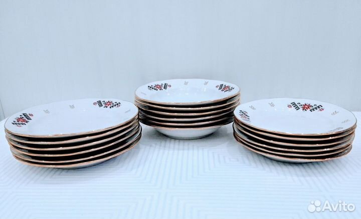 Набор тарелок из СССР