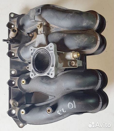 W210 Mercedes E Коллектор A1111402201 2.3