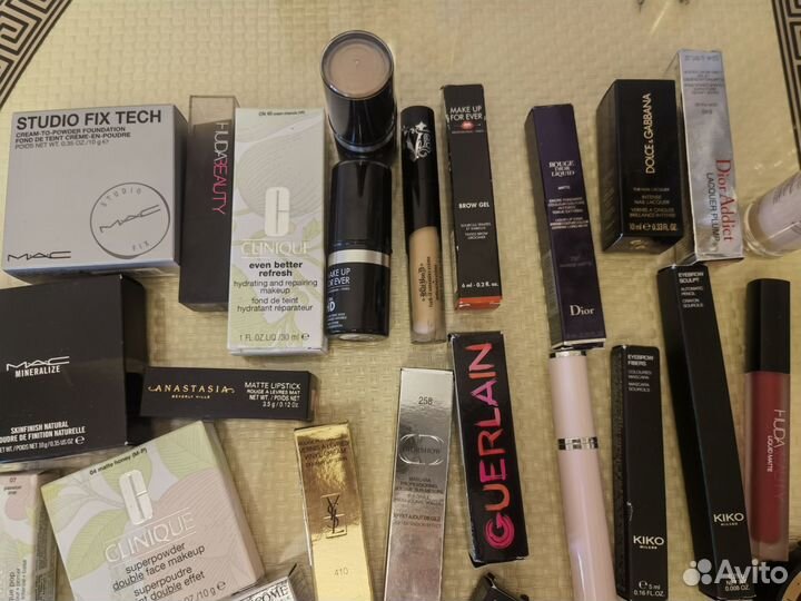 Тональные, помады, консиллеры, тушь