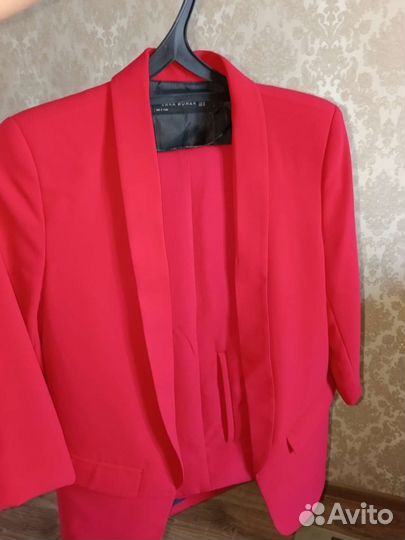 Костюм женский zara