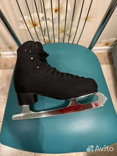 Risport RF-1 размер 270 на Gold Seal размер 10