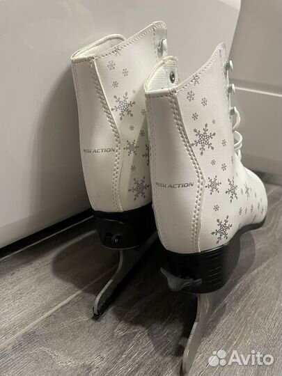 Коньки детские