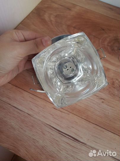 Светильник потолочный встраиваемый