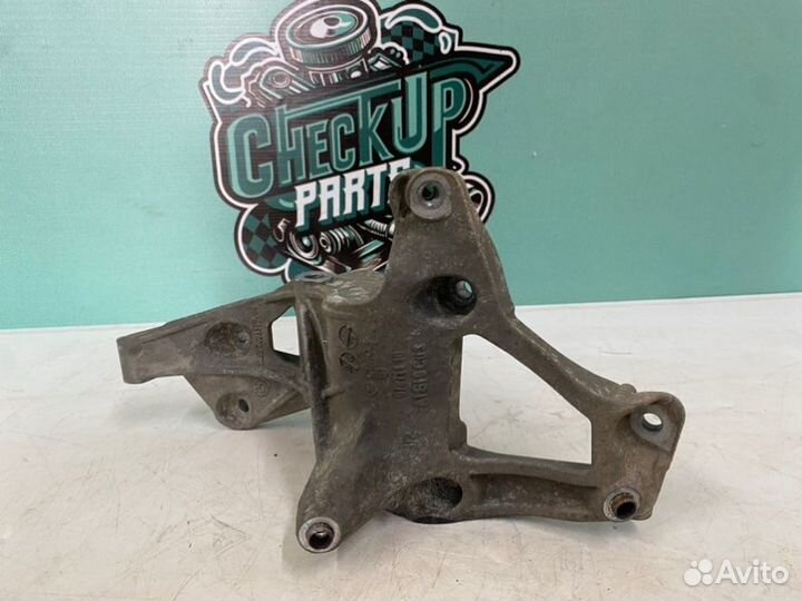 Кронштейн компрессора кондиционера Bmw 116I F20