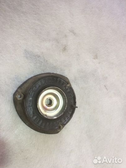 Опора переднего амортизатора Skoda Octavia A7 CWV