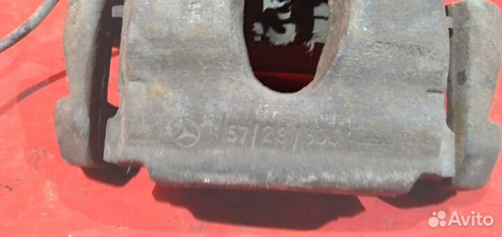 Мерседес Е класс суппорт передний правый W210