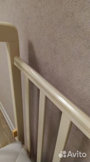 Кроватка из массива дерева