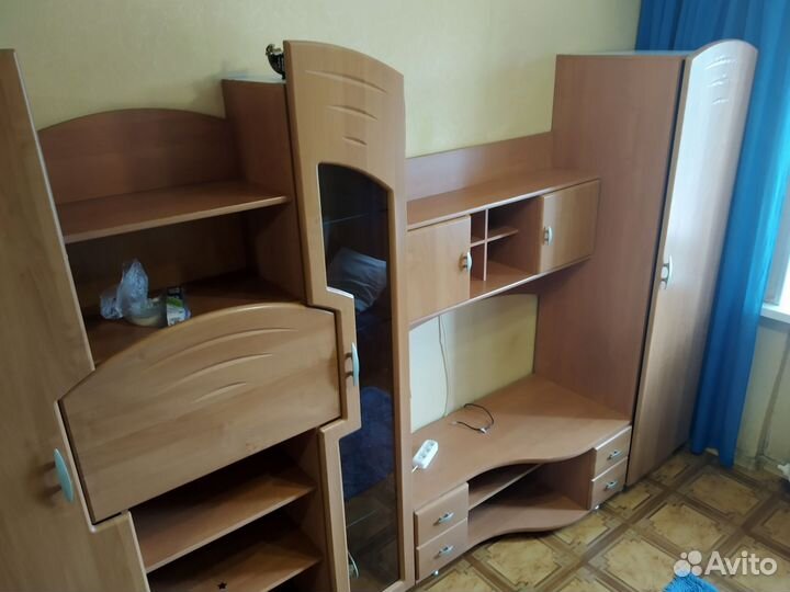 Стенка в гостиную