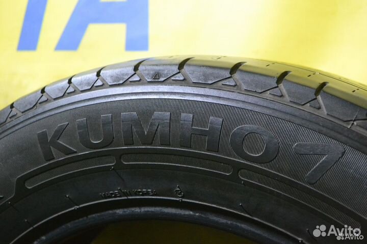 Kumho PorTran KC53 215/65 R17