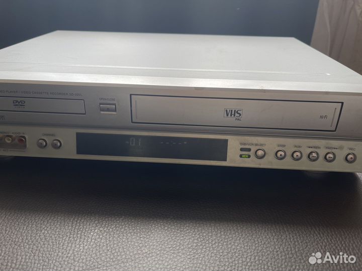 Проигрыватели и Видеомагнитофоны