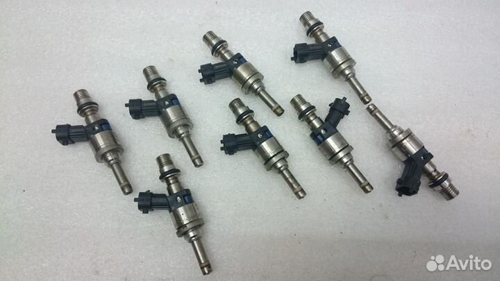 Форсунка инжекторная электрическая Porsche Cayenne