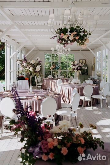 Свадебный декоратор цветочное оформление