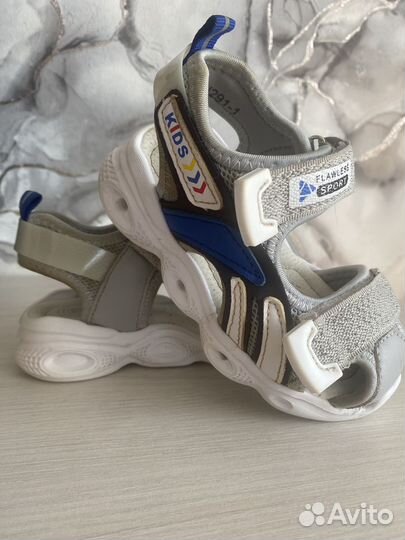 Сандали на мальчика