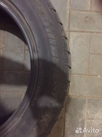 Bridgestone Blizzak DM-V1 235/55 R17