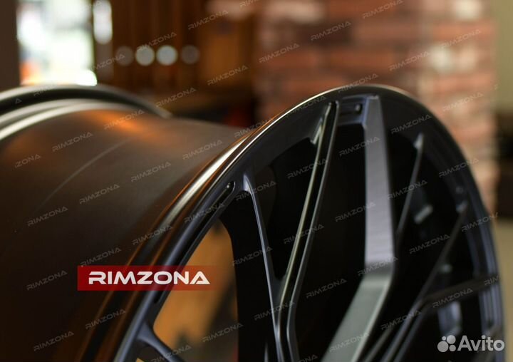 Кованые диски R22 RF10 на BMW X7