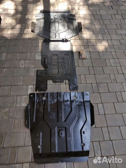 Защита двигателя Toyota land cruiser 200