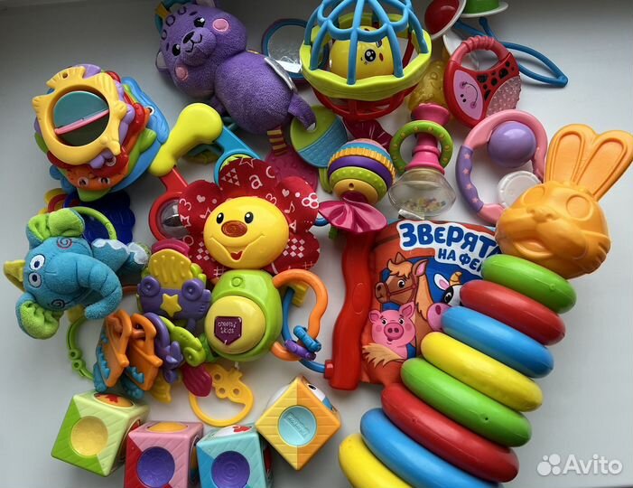 Развивающие игрушки пакетом для малышей