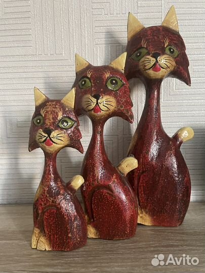 Статуэтки коты деревянные