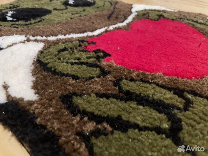 Тафтинговый ковер ручной работы