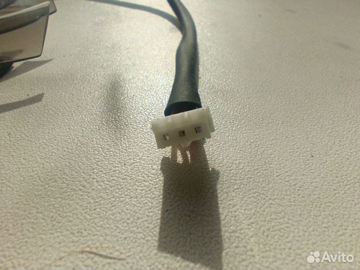 Кулер для видеокарты 3-pin