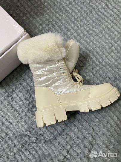 Ботинки зимние женские