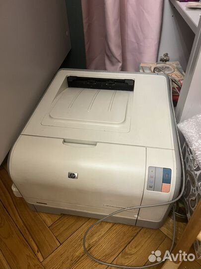 Принтер HP Color LaserJet CP1215 + картриджи