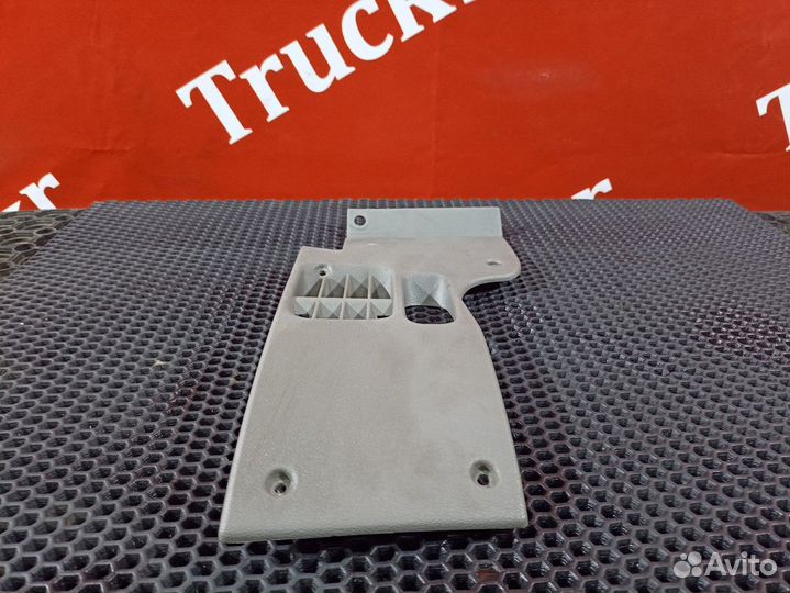 Накладка на торпедо Daf XF105, Daf XF95