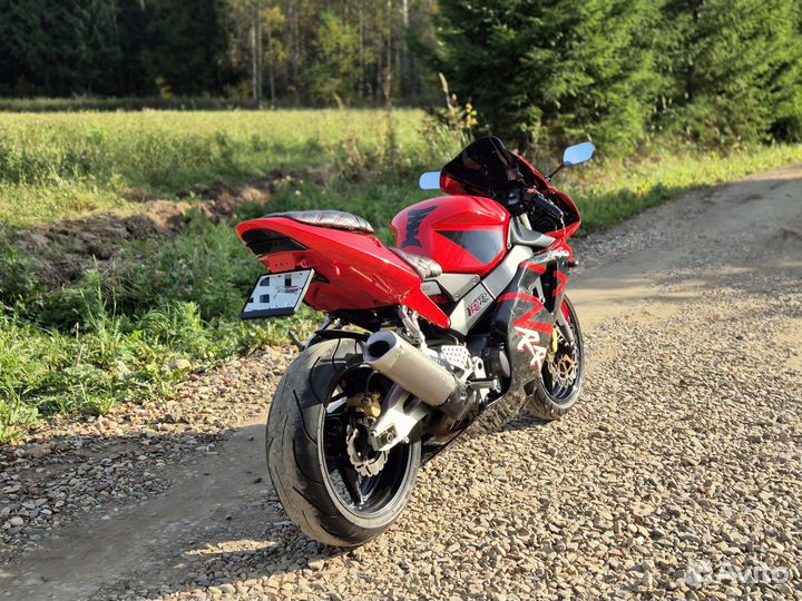 Honda cbr 954rr fireblade