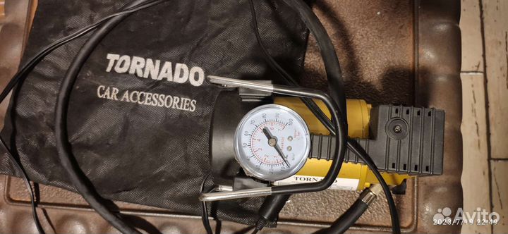 Компрессор автомобильный