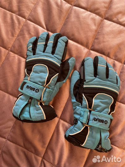 Горнолыжные перчатки женские