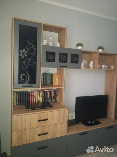 Стенка в гостиную