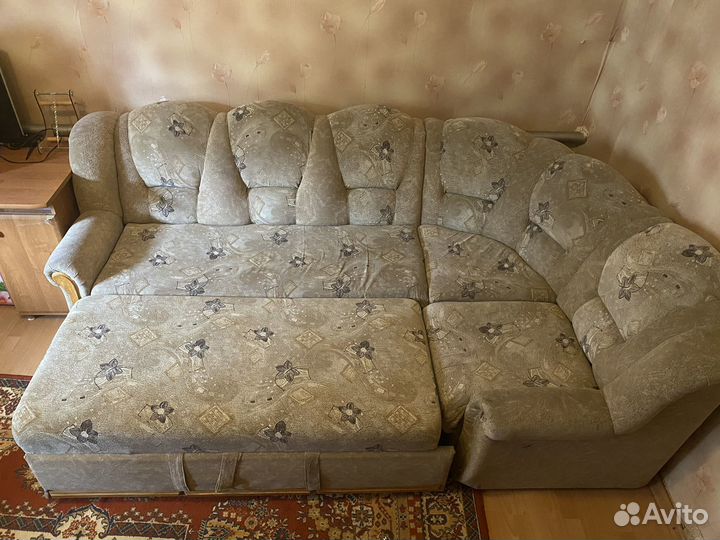 Угловой диван