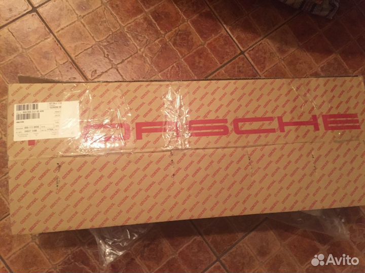 Подлокотник для Porsche