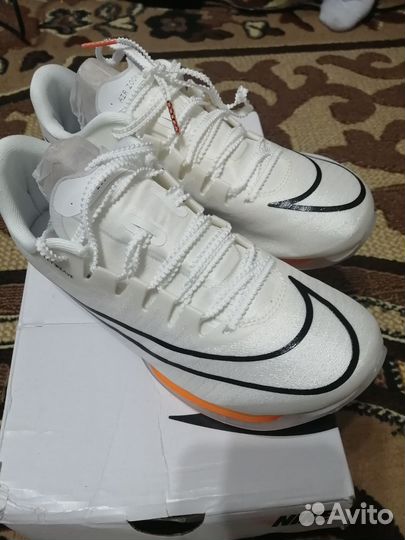 Шиповки для бега nike
