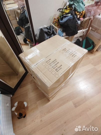 Женские и детские вещи разных размеров и состояния