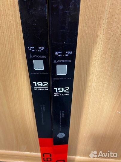Беговые лыжи atomic классические