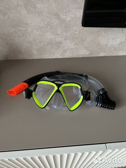Маска для подводного плавания с трубкой новые
